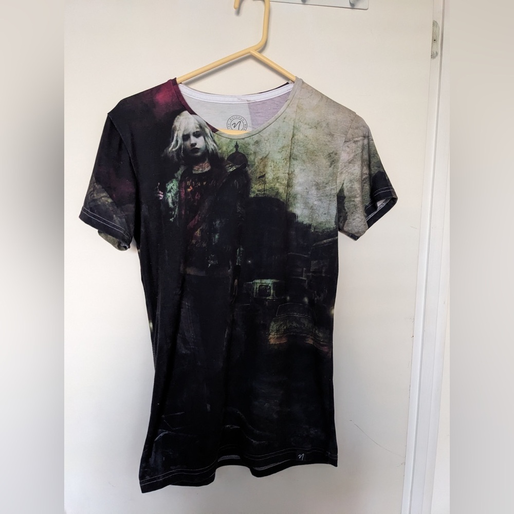 Nuvango graphic Print T-Shirt size large